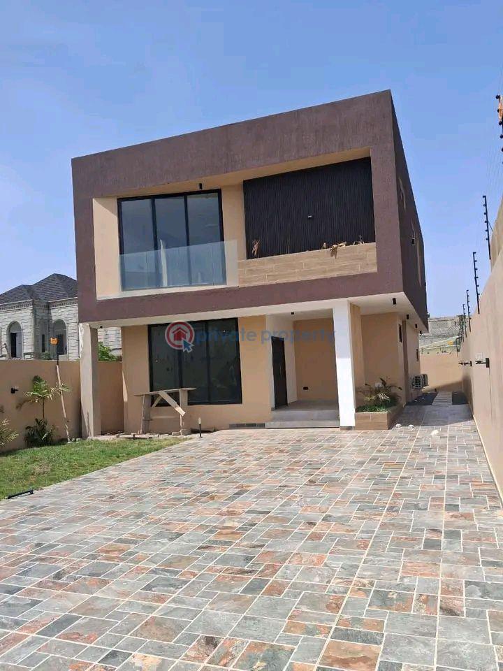4 bedroom House For Rent Spintex Accra - 0