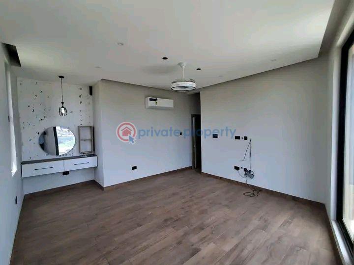 4 bedroom House For Rent Spintex Accra - 8