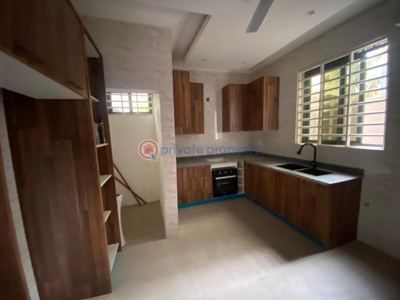 4 bedroom House For Sale Spintex Accra - 2