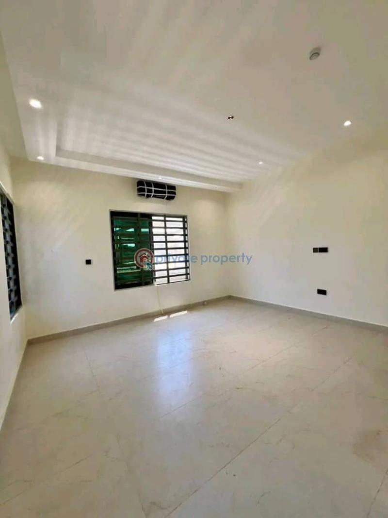 4 bedroom Townhouse For Rent Burma Hills East Airport Airport Residential Area Accra - 5