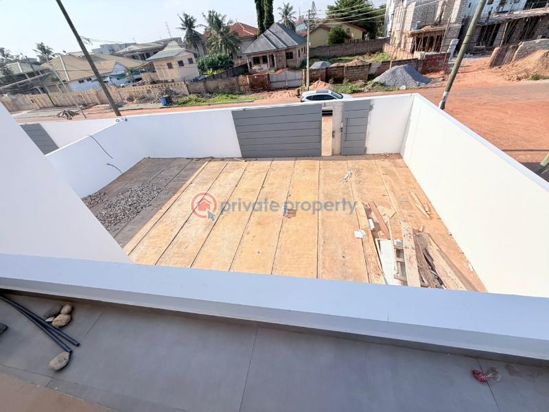 4 bedroom House For Sale Trasacco Accra East Legon  - 15