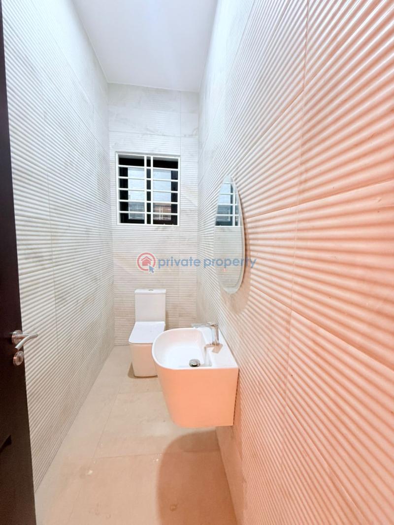 4 bedroom House For Sale Sakumono Spintex Accra - 10