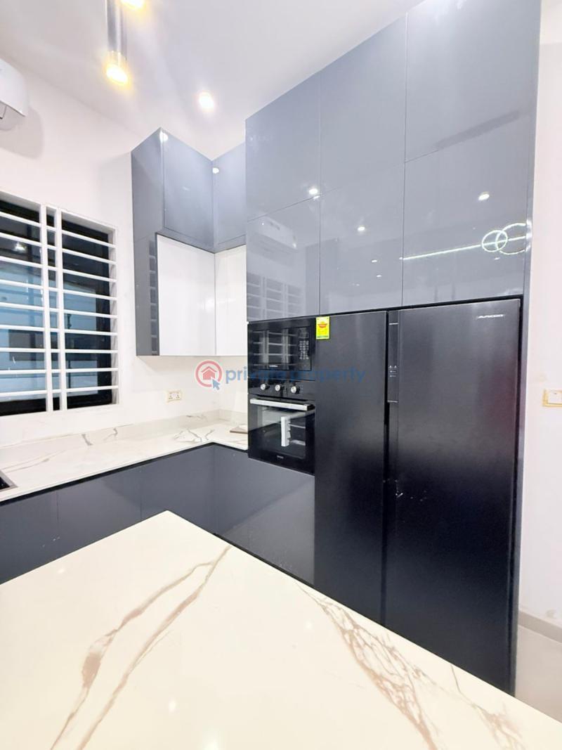 4 bedroom House For Sale Sakumono Spintex Accra - 13