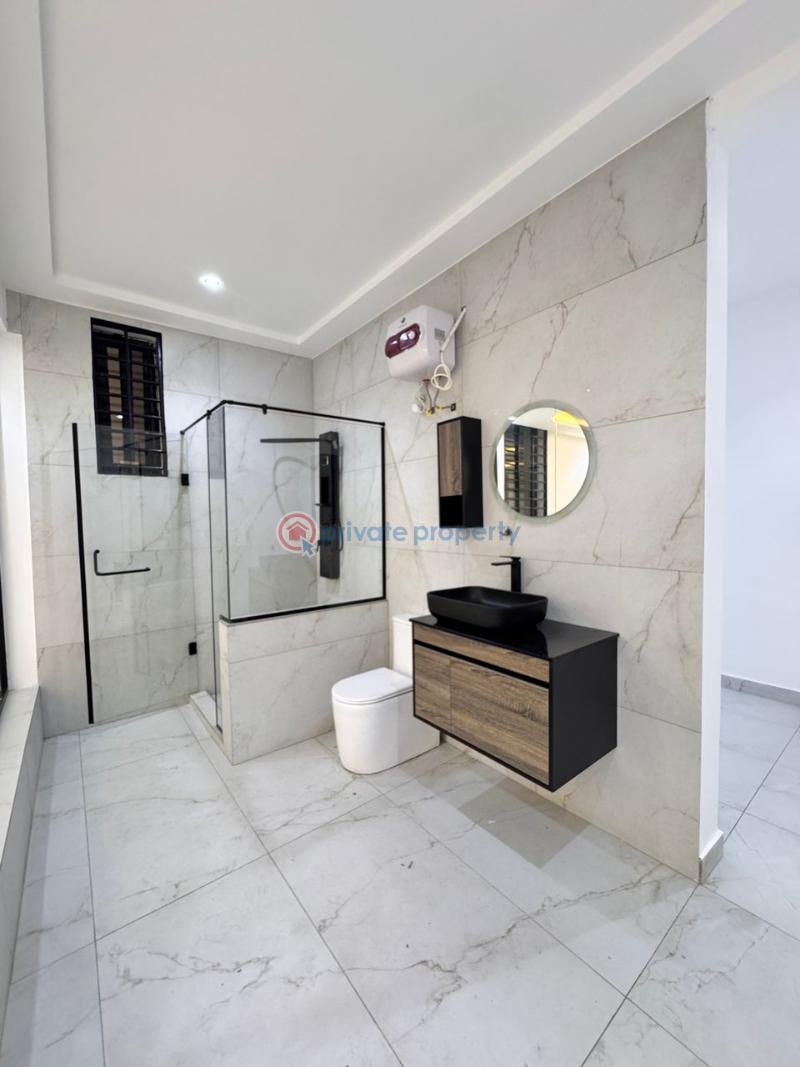 4 bedroom House For Sale Lakeside Estates. Adenta Municipal Accra - 6