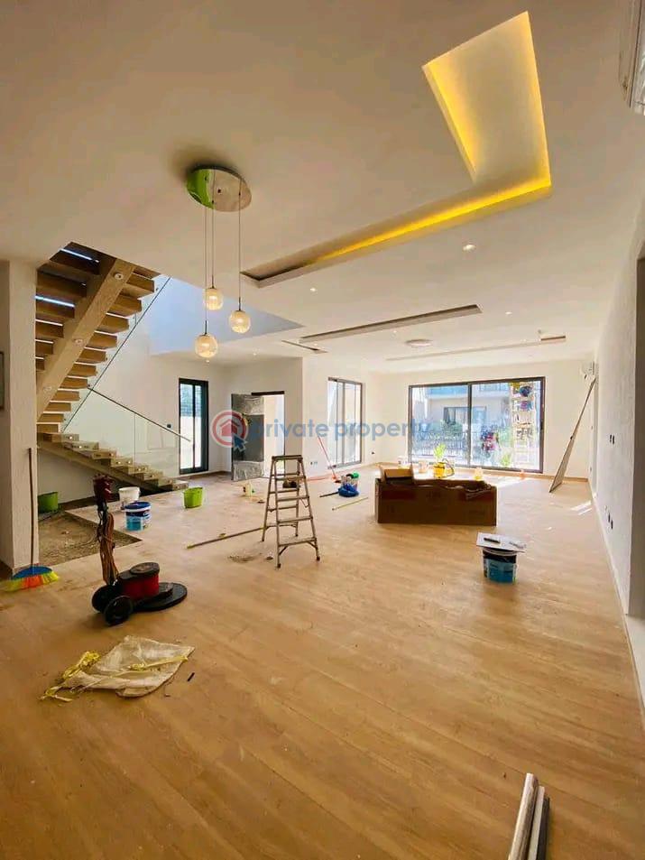4 bedroom Townhouse For Sale School Junction Adjiringanor East Legon Accra - 8