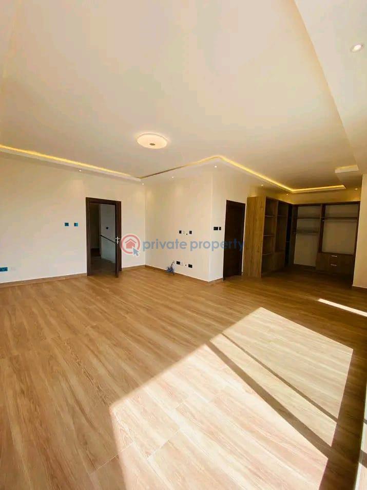 4 bedroom Townhouse For Sale School Junction Adjiringanor East Legon Accra - 2
