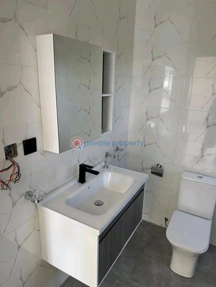 4 bedroom House For Sale Spintex Accra - 3
