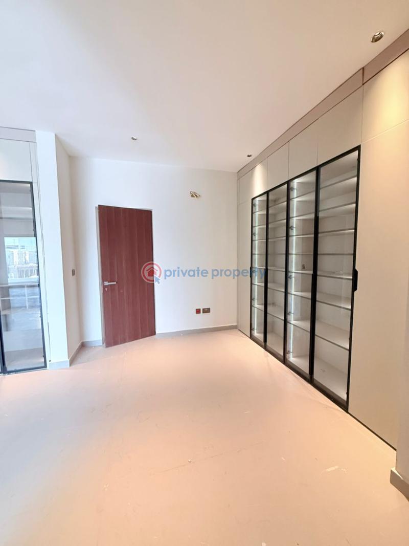 4 bedroom House For Sale Trasacco Accra East Legon  - 4