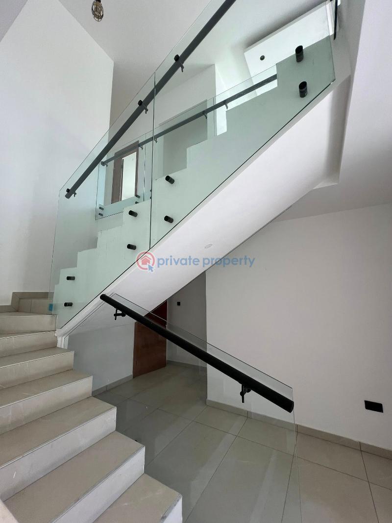 4 bedroom House For Sale A&c Mall Accra East Legon  - 6