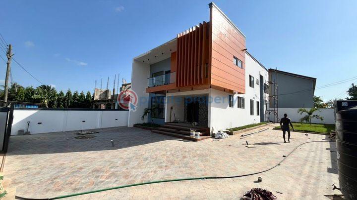 4 bedroom House For Sale Tantra Hills West Legon Achimota Accra - 9
