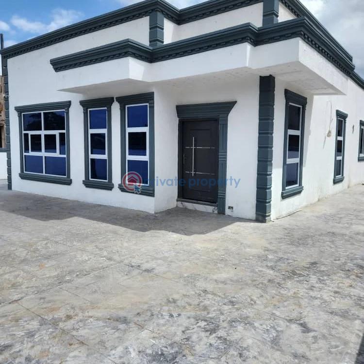 4 bedroom House For Sale Pantang Village Oyarifa La Nkwantanang Madina Municipal Accra - 0