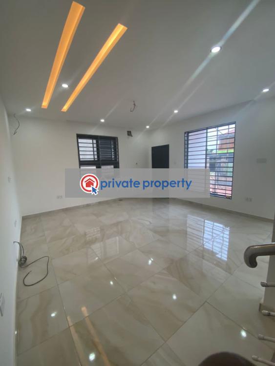 4 bedroom House For Sale &nbsp;lakeside Community 8 Adenta Municipal Accra - 2