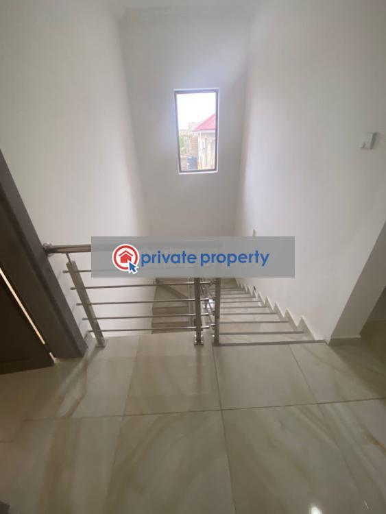 4 bedroom House For Sale &nbsp;lakeside Community 8 Adenta Municipal Accra - 5