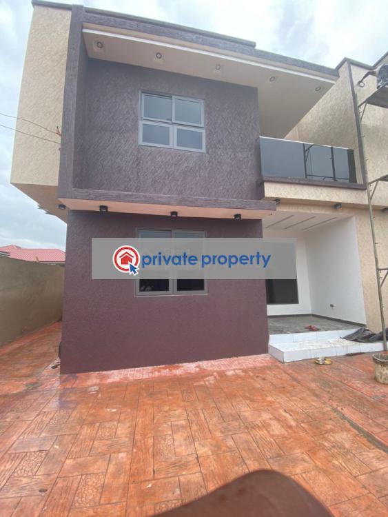 4 bedroom House For Sale &nbsp;lakeside Community 8 Adenta Municipal Accra - 0