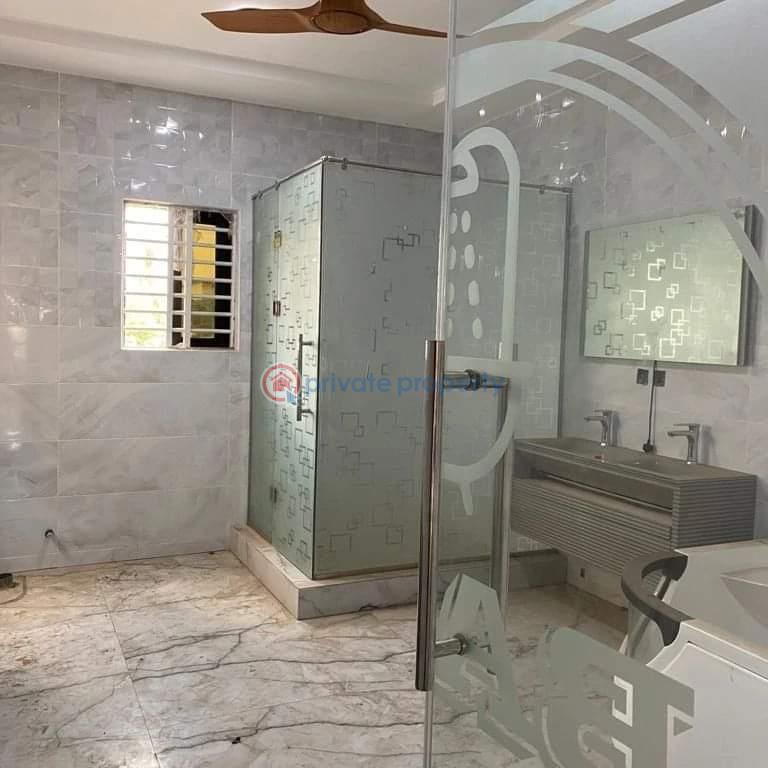 5 bedroom House For Sale Close To The Achimota Mall Accra - 9