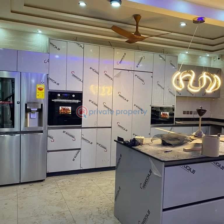 5 bedroom House For Sale Close To The Achimota Mall Accra - 6