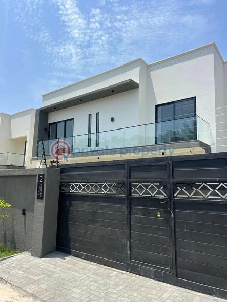 4 bedroom House For Sale A&c Mall Accra East Legon  - 0