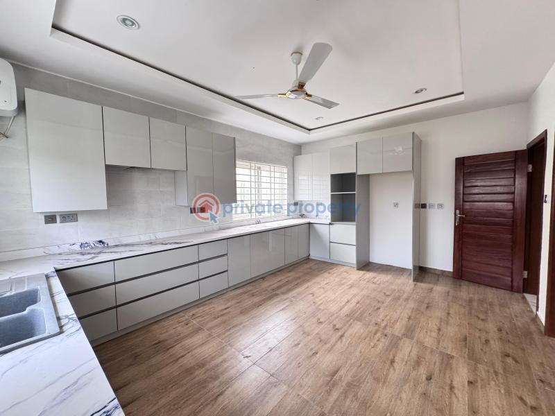 4 bedroom House For Rent Lakeside Estates. Adenta Municipal Accra - 4