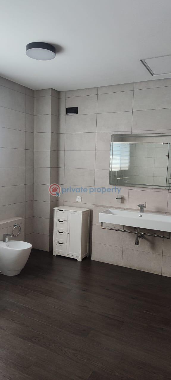 4 bedroom Townhouse For Sale Cantonments Accra - 2