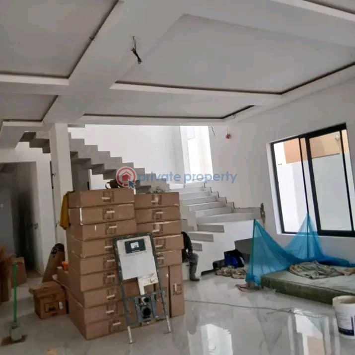 4 bedroom Townhouse For Sale East Legon Accra - 6