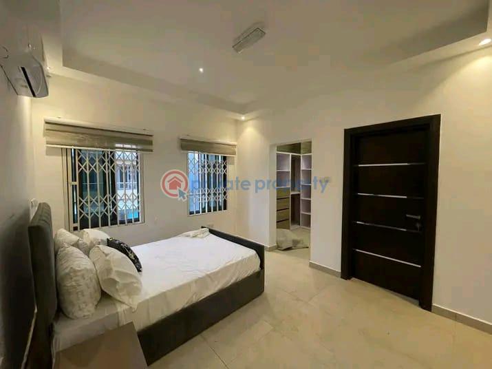 4 bedroom Townhouse For Sale Spintex Accra - 4