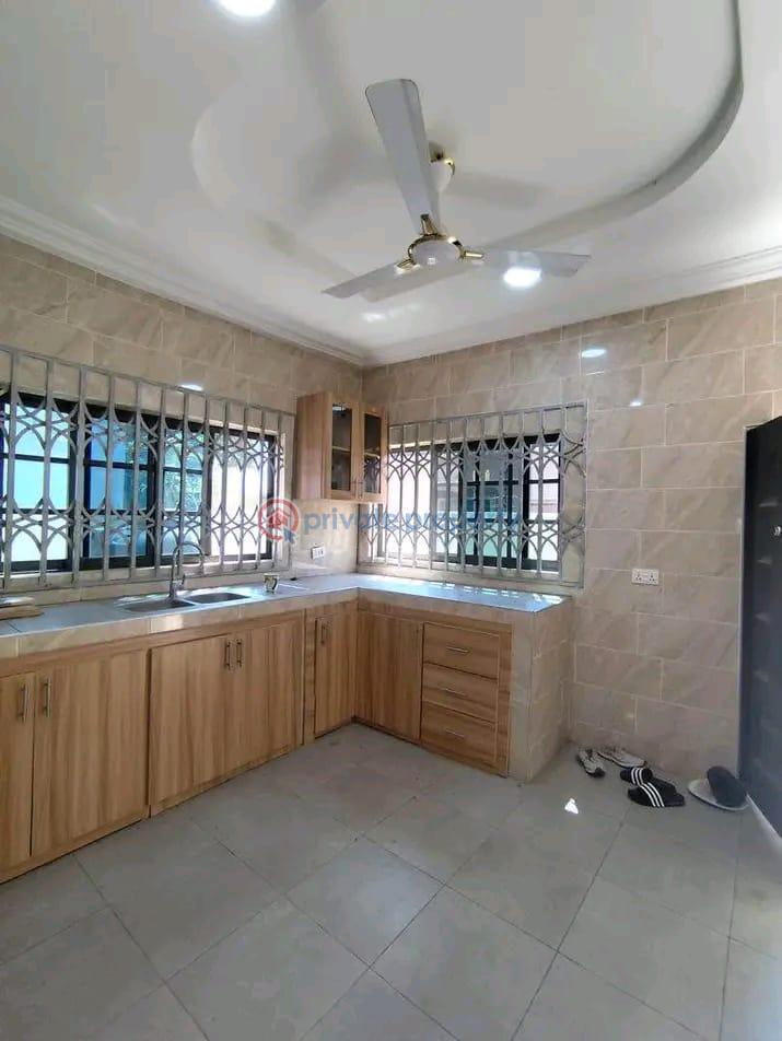 4 bedroom House For Rent East Legon Accra - 3