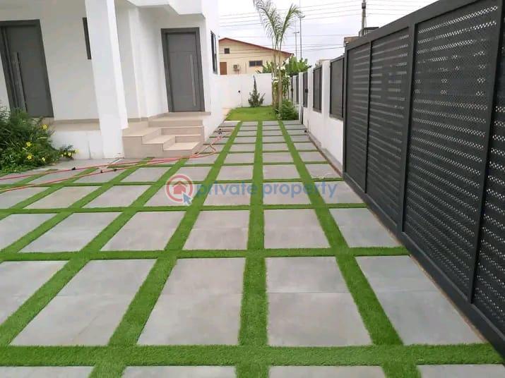 5 bedroom House For Sale East Legon Accra - 2