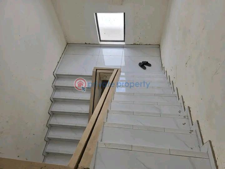 5 bedroom Townhouse For Sale Cantonments Accra - 7