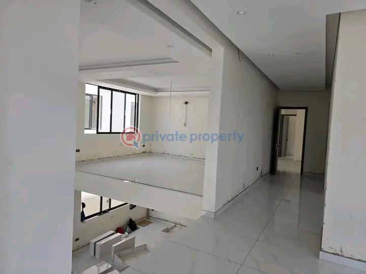 5 bedroom Townhouse For Sale Cantonments Accra - 5