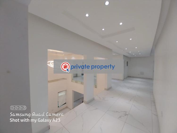 6 bedroom Detached Bungalow For Sale &nbsp;ablekuma Oshuiman In Serene Area Accra Metropolitan  - 6