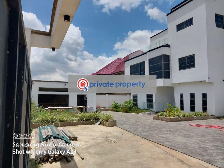 6 bedroom Detached Bungalow For Sale &nbsp;ablekuma Oshuiman In Serene Area Accra Metropolitan  - 2