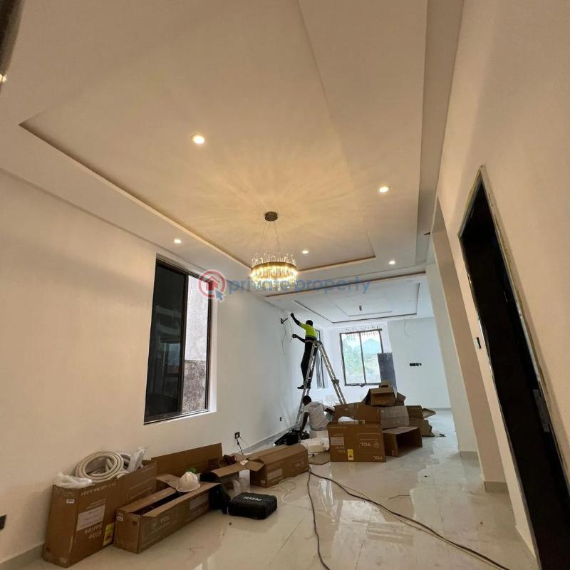 5 bedroom House For Sale Ogbojo Adenta Municipal Accra - 2