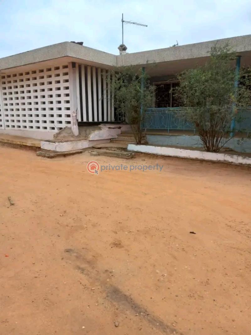 Land For Sale North Kaneshie Accra - 0