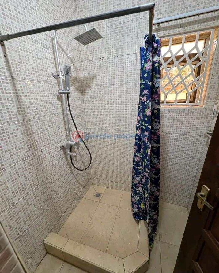 4 bedroom House For Rent Blue Koisk Achimota Accra - 7