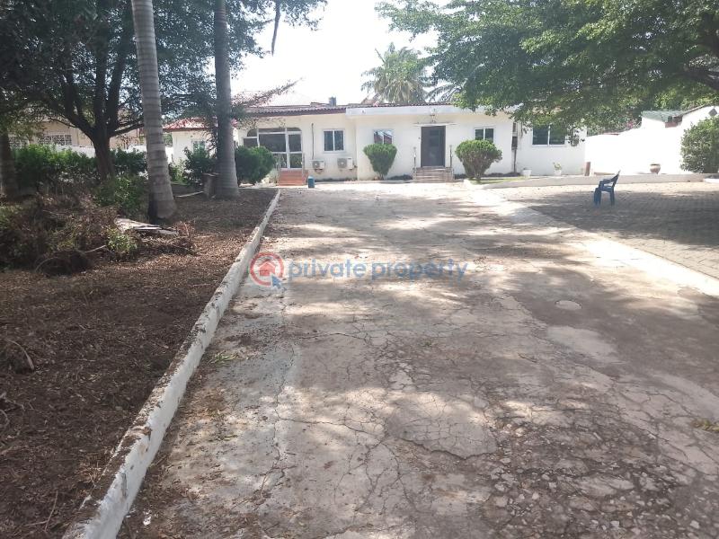 4 bedroom House For Rent Dzorwulu Accra - 3
