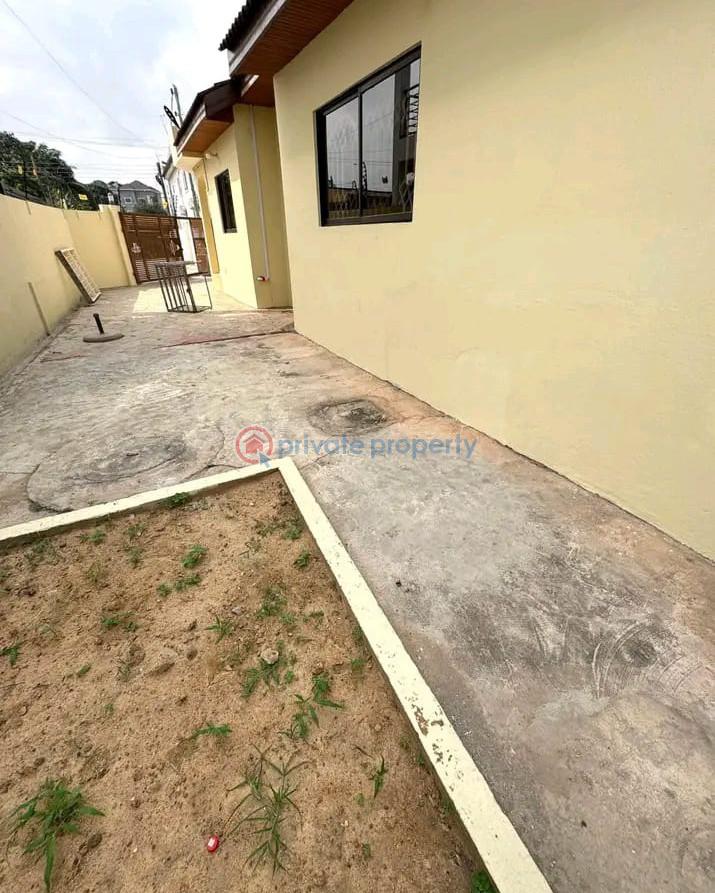 4 bedroom House For Rent Blue Koisk Achimota Accra - 9