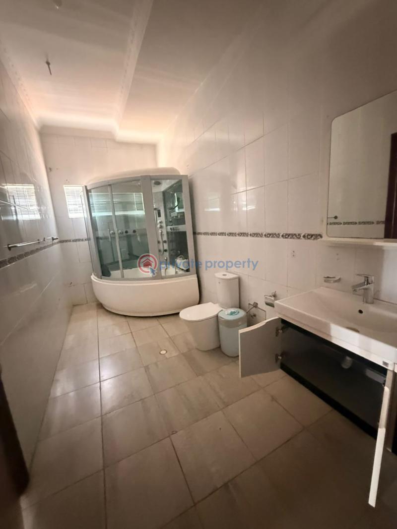 4 bedroom House For Rent Accra Ghana Cantonments  - 4