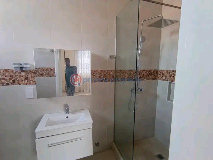 2 bedroom Apartment For Rent East Airport Airport Residential Area Accra - 6