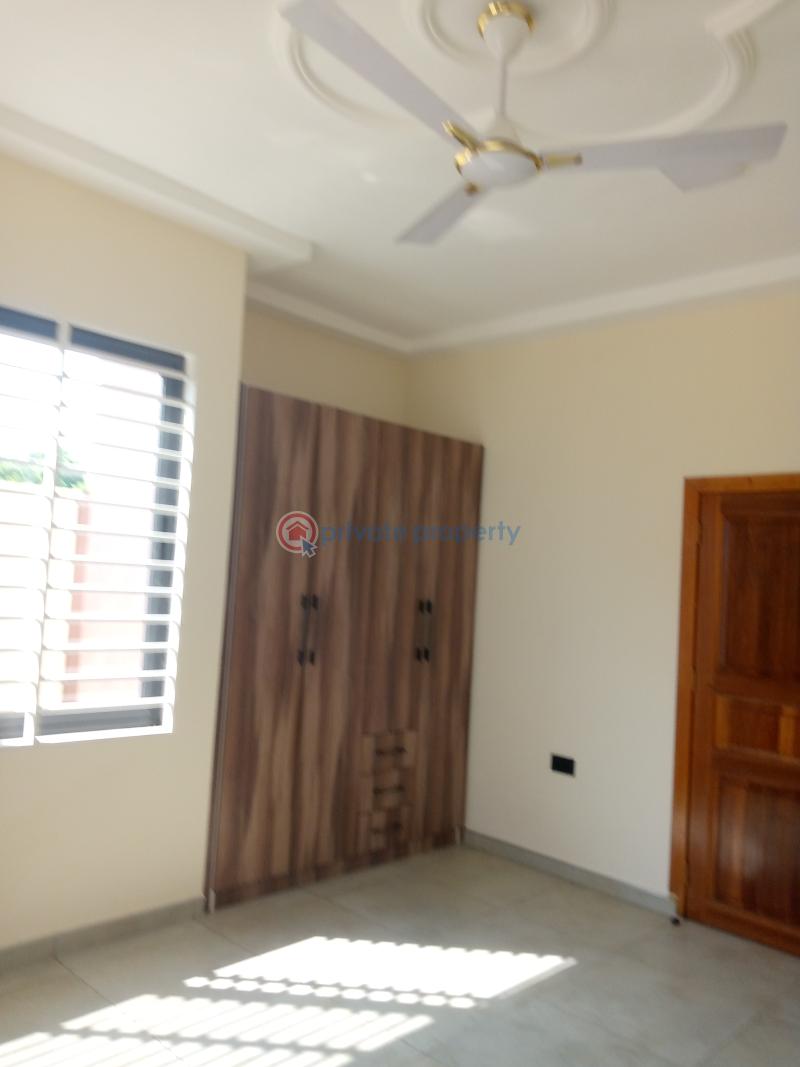2 bedroom Apartment For Rent Cantonments Accra - 9