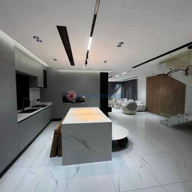 4 bedroom House For Sale Airport Residential Area Accra - 7