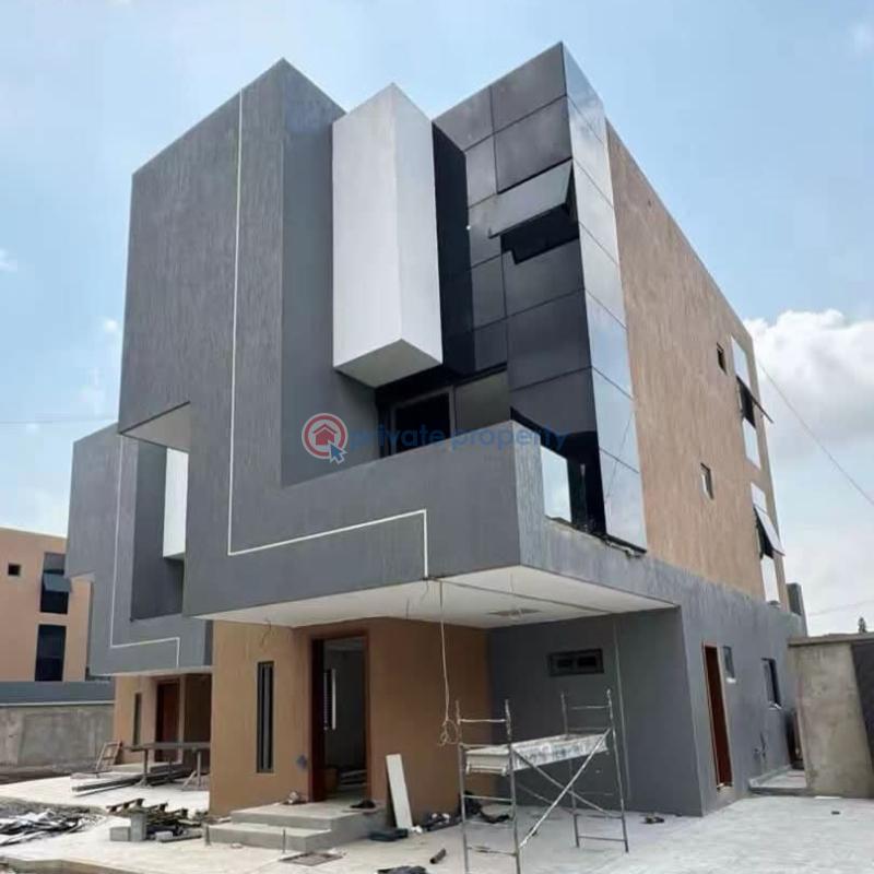 4 bedroom House For Sale Airport Residential Area Accra - 0