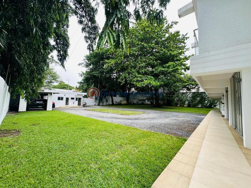 5 bedroom House For Rent Accra Ghana Cantonments  - 4