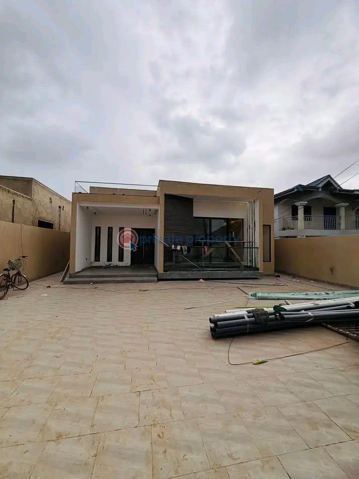 3 bedroom House For Rent Lakeside Estates. Adenta Municipal Accra - 2