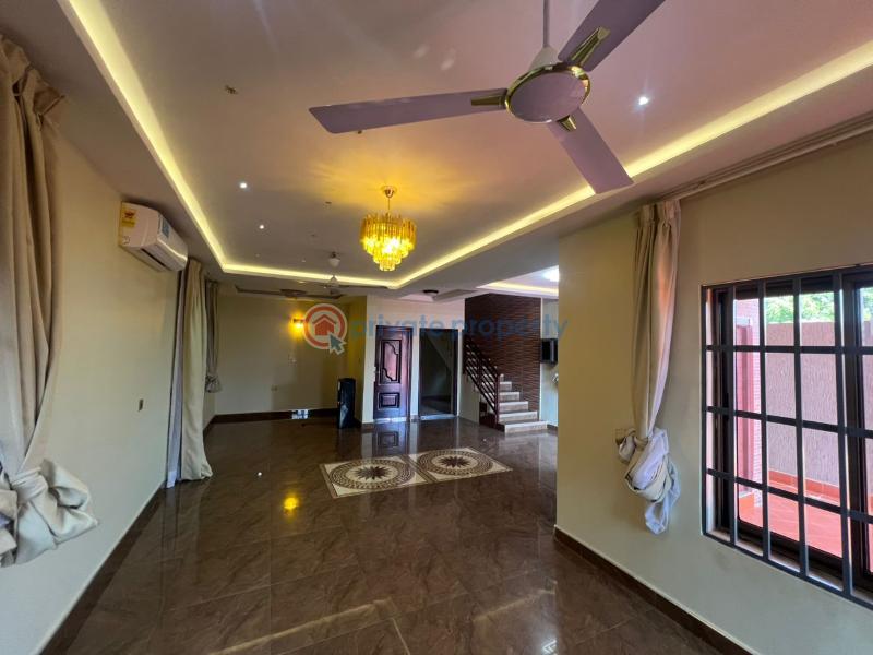 3 bedroom Detached Duplex For Rent Bushroad Teshie-Nungua Estates Accra - 4