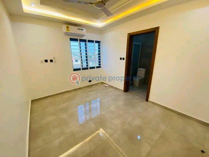 3 bedroom Townhouse For Rent Dzorwulu Accra - 10