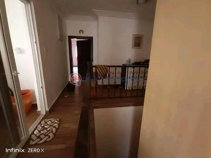 4 bedroom Townhouse For Sale East Airport Airport Residential Area Accra - 6