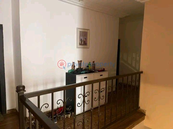 4 bedroom Townhouse For Sale East Airport Airport Residential Area Accra - 7