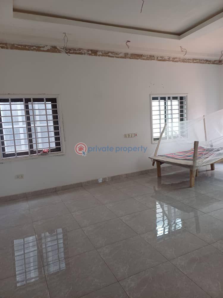 5 bedroom House For Sale Achimota Accra - 5