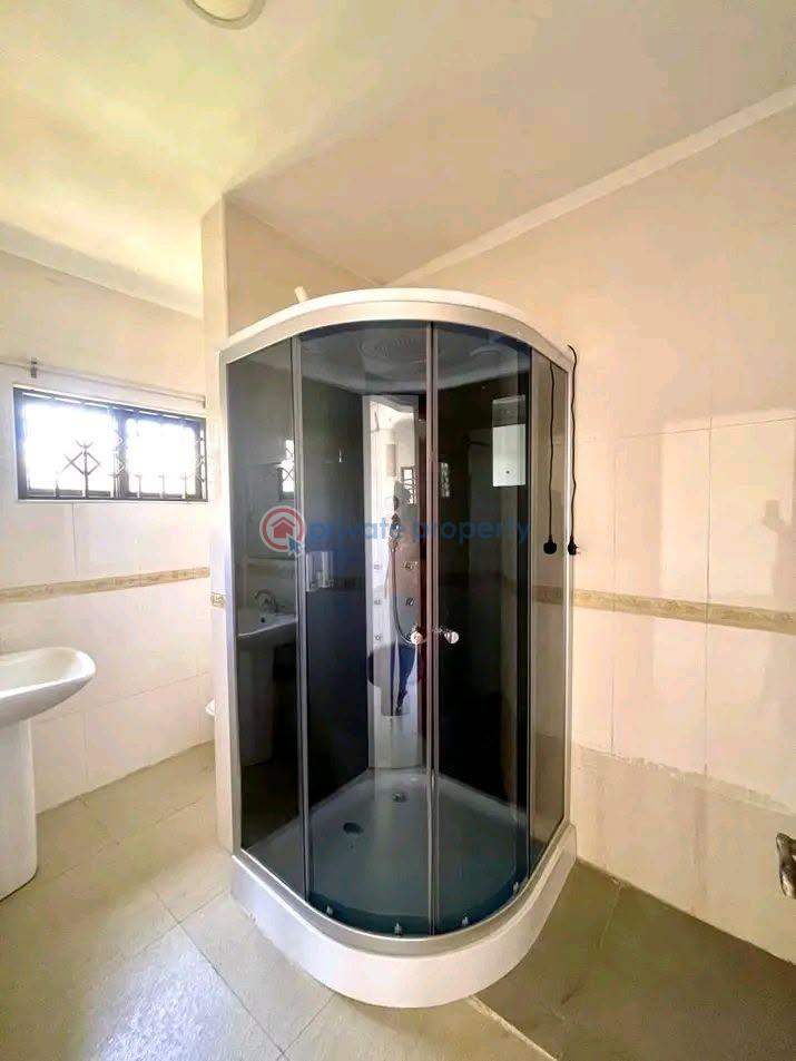 7 bedroom House For Rent Cantonments Accra - 11