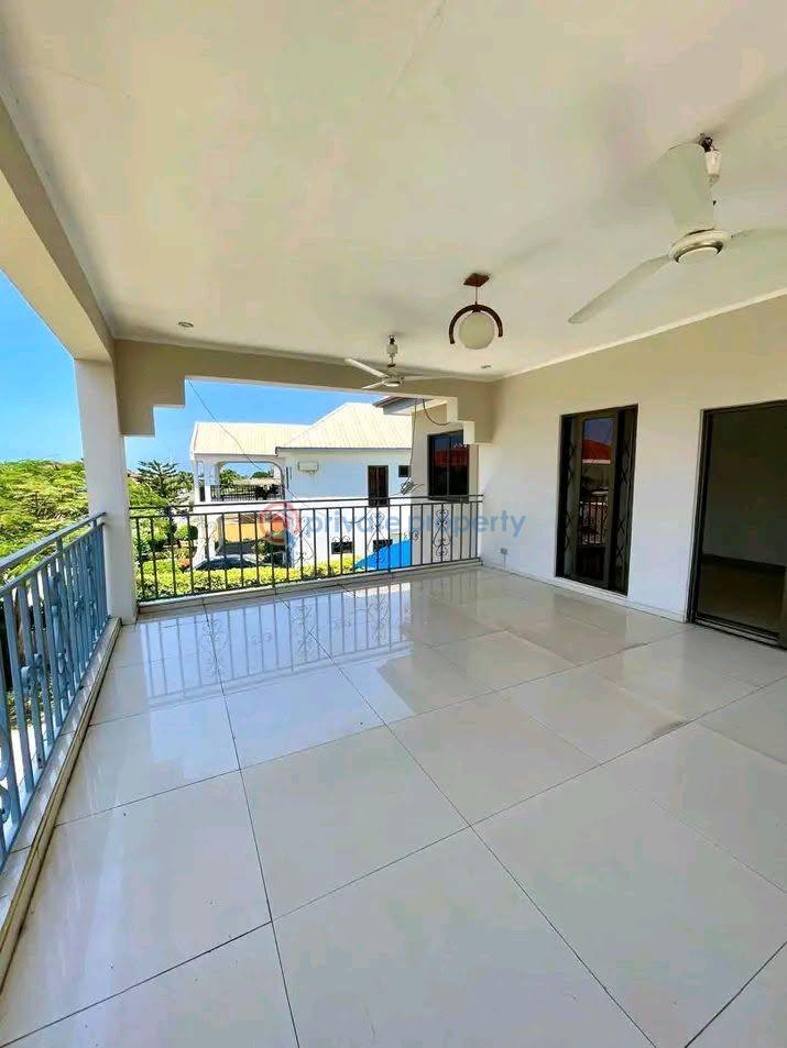 7 bedroom House For Rent Cantonments Accra - 9